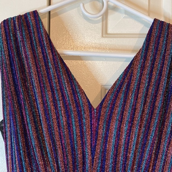 BCBGMaxazaria Sparkly Gown Size Small in Like New Condition - Picture 7 of 10